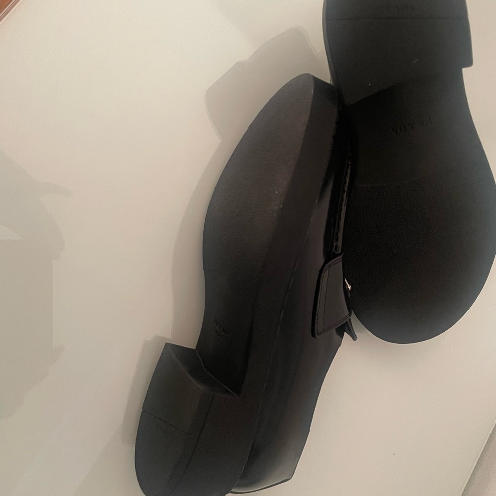 Prada women   Glossy Black Slip-On Loafers - Picture 4 of 6